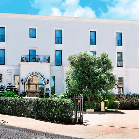 Ostuni Palace - Hotel Bistrot & Spa エクステリア 写真