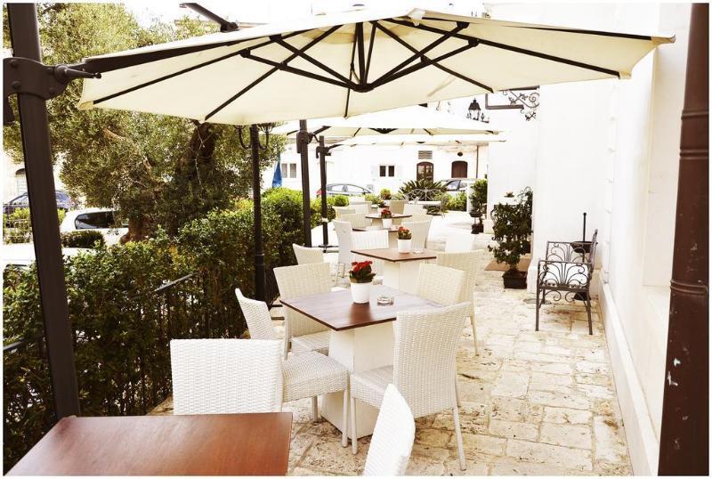 Ostuni Palace - Hotel Bistrot & Spa エクステリア 写真